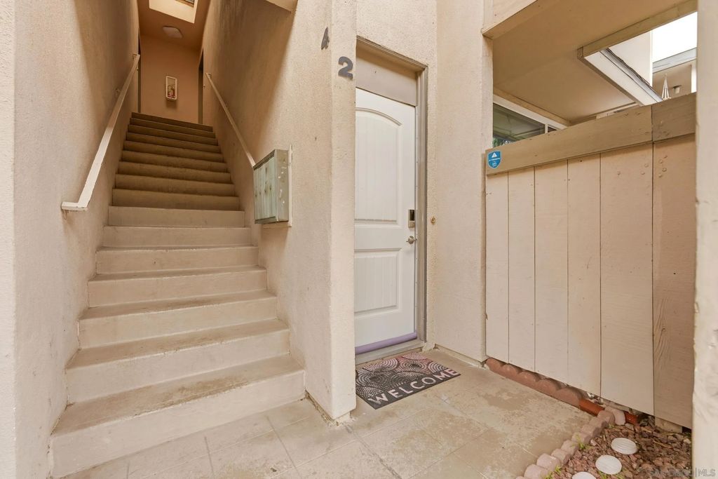 Photo of 3116 Groton Way #2, San Diego, CA 92110 (MLS # 250044162)