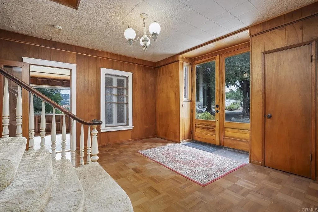 450 SUMMERHILL CT
