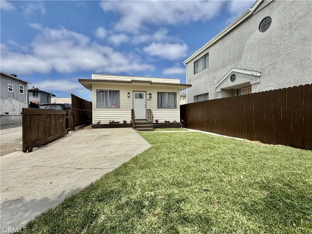 125 N Marshall Court