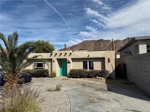 Photo of 54066 Avenida Velasco, La Quinta, CA 92253 (MLS # SR26061704)