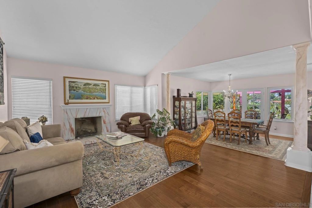Photo of 348 El Pedregal Dr, Solana Beach, CA 92075 (MLS # 250037582)