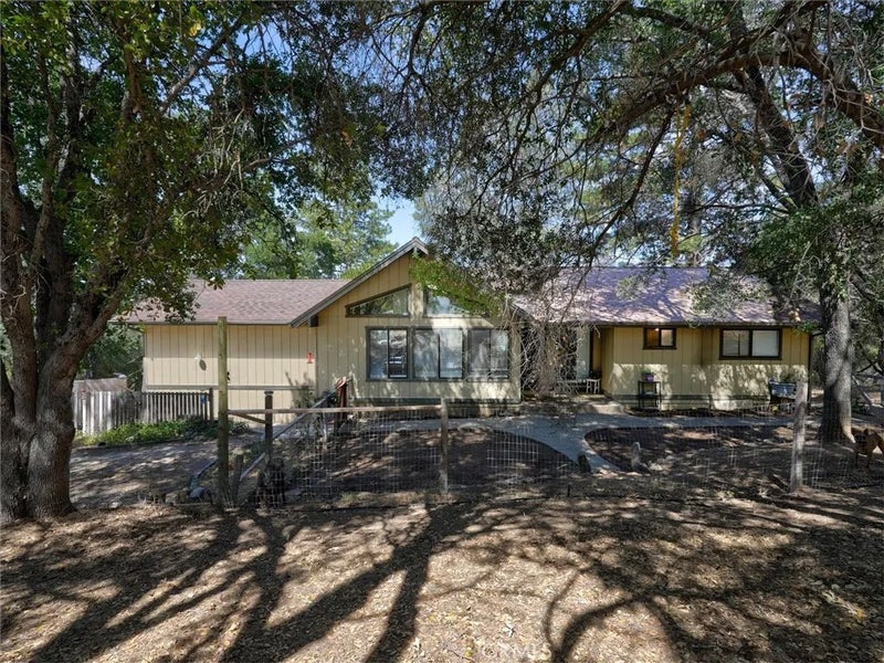 40528 Jean West