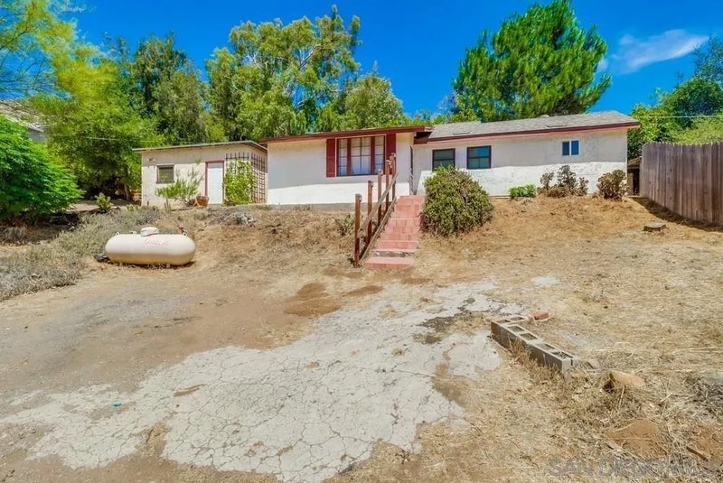 209 Frances Dr