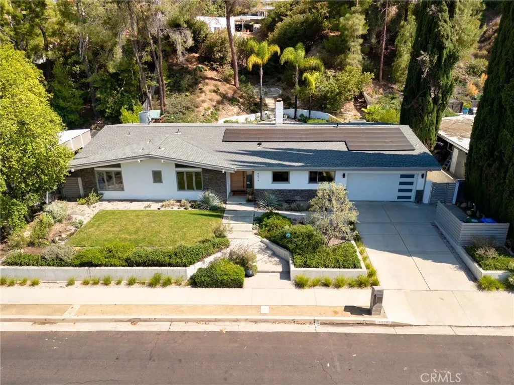 4676 Arriba Drive