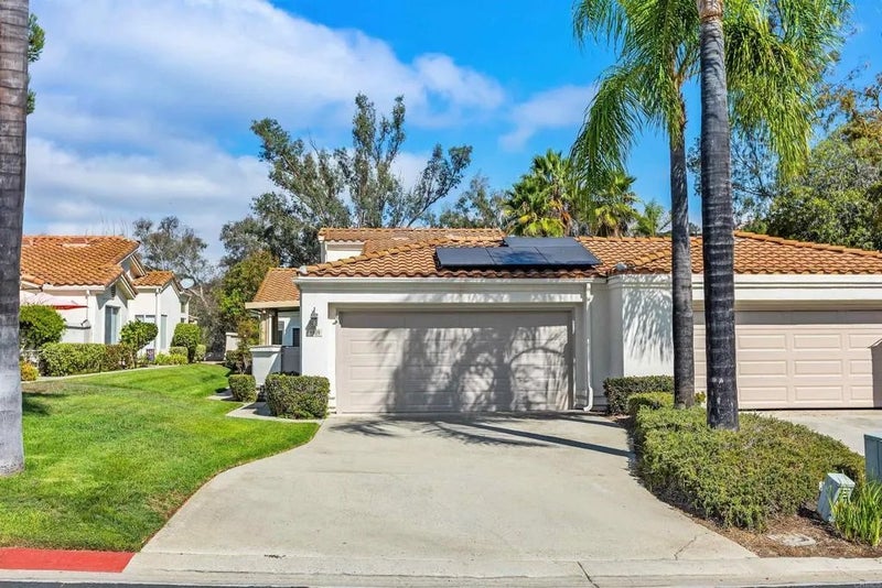 8909 Circle R View Lane