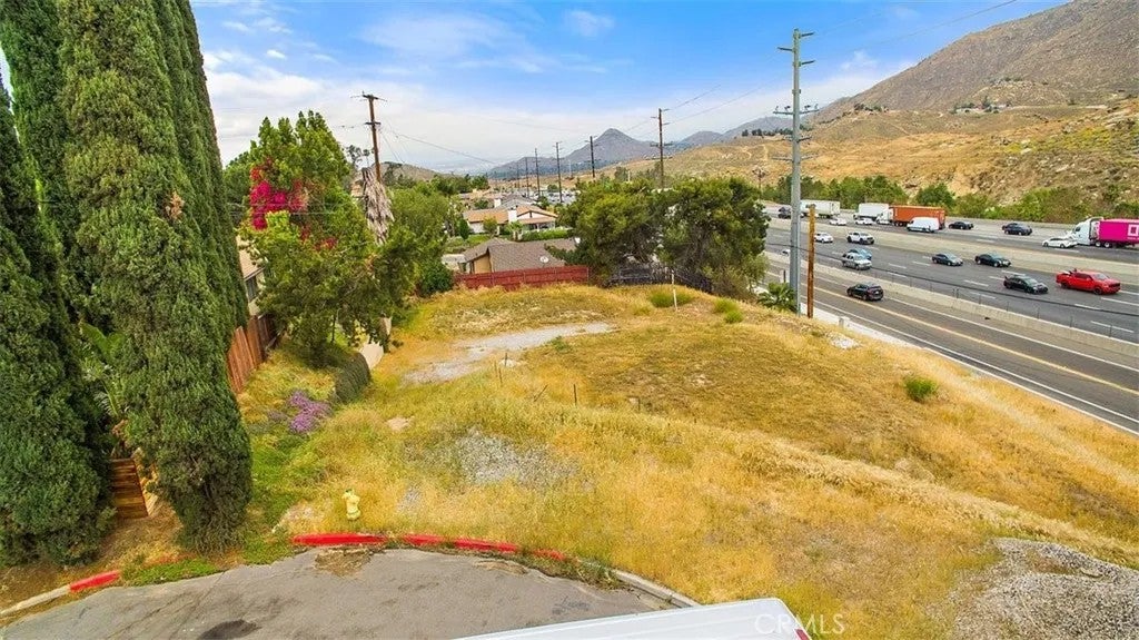 20517 Claremont