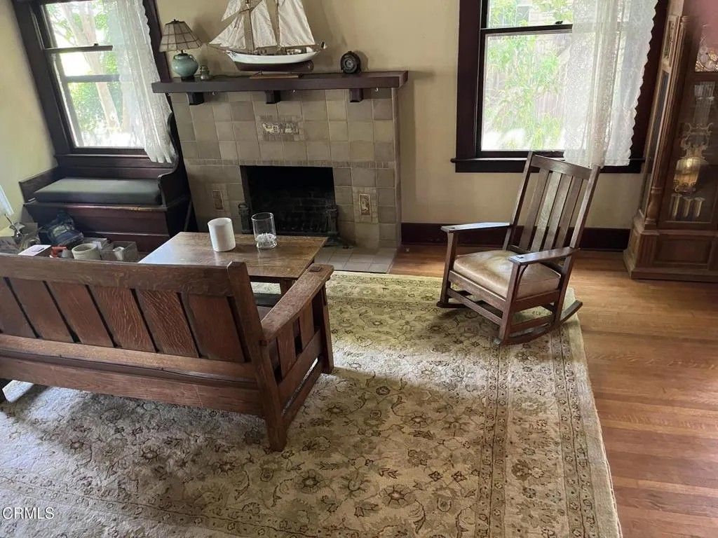 Photo of 733 N Mar Vista Avenue, Pasadena, CA 91104 (MLS # P1-26825)