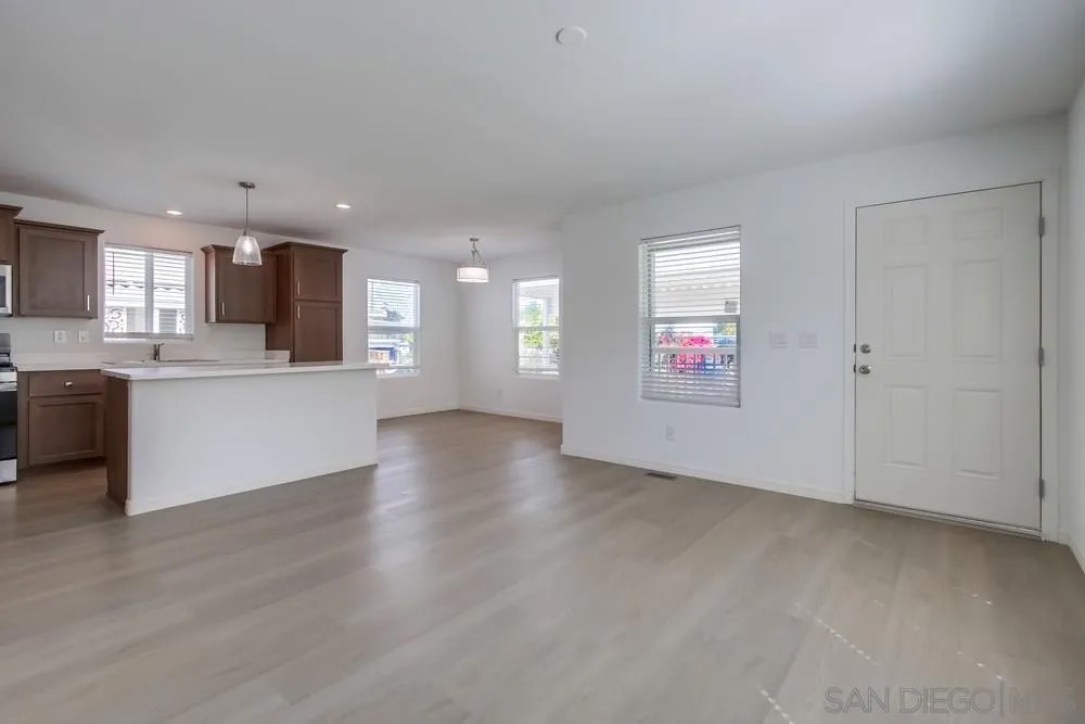 1120 Pepper Dr 73