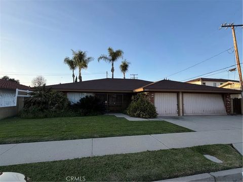 Photo of 10033 Brookshire Ave, Downey, CA 90240 (MLS # DW26022635)