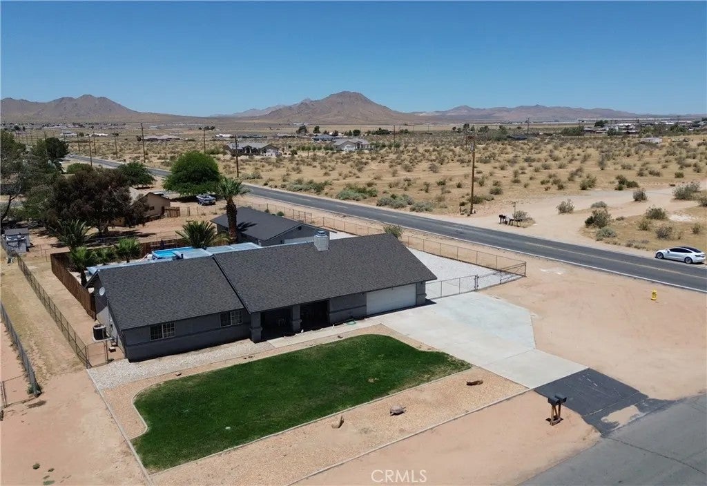 Photo of 16830 Ocotilla Road, Apple Valley, CA 92307 (MLS # HD26127824)