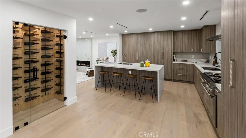 Photo of 5325 Cangas Dr, Calabasas, CA 91301 (MLS # SR25265858)