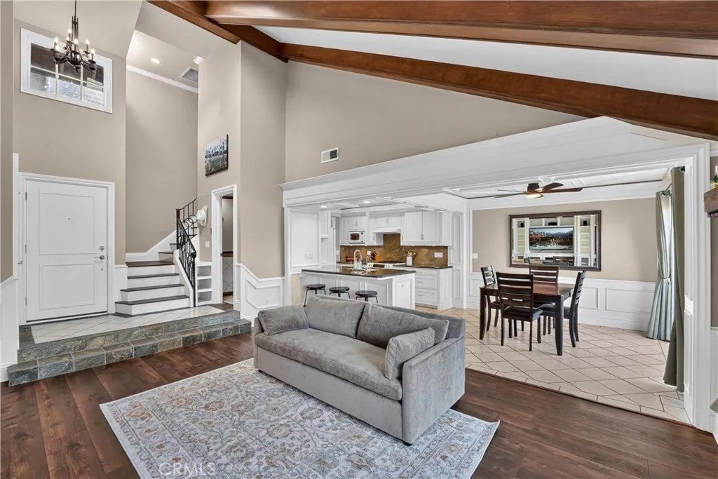 4609 E Via La Paloma 7