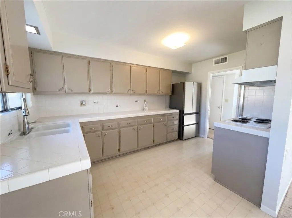 Photo of 25810 Coombe Hill Drive, Menifee, CA 92586 (MLS # IV26022154)