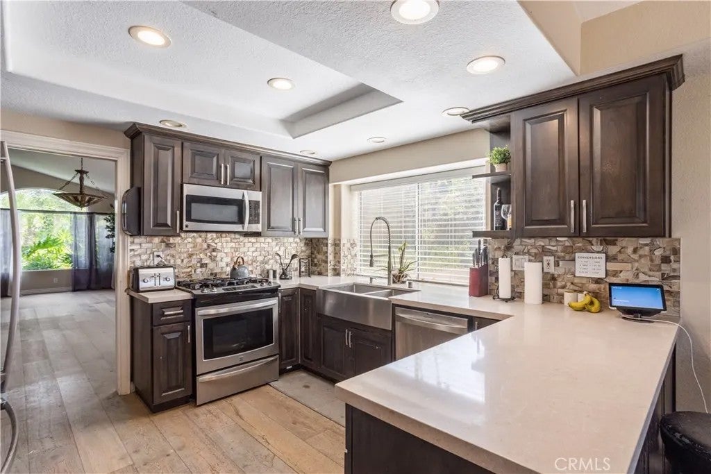 14433 Maplewood