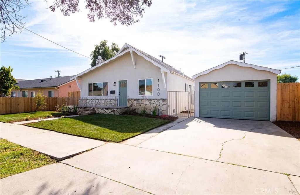 1100 E Tichenor Street