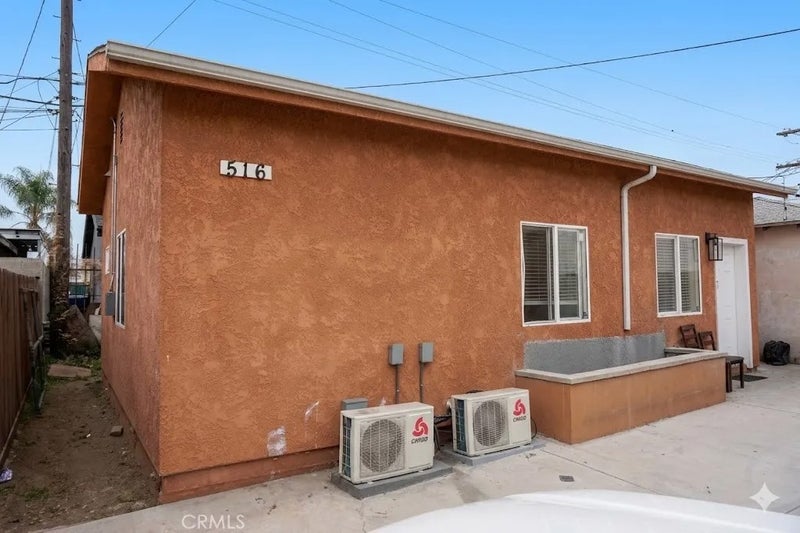 514 W 105th