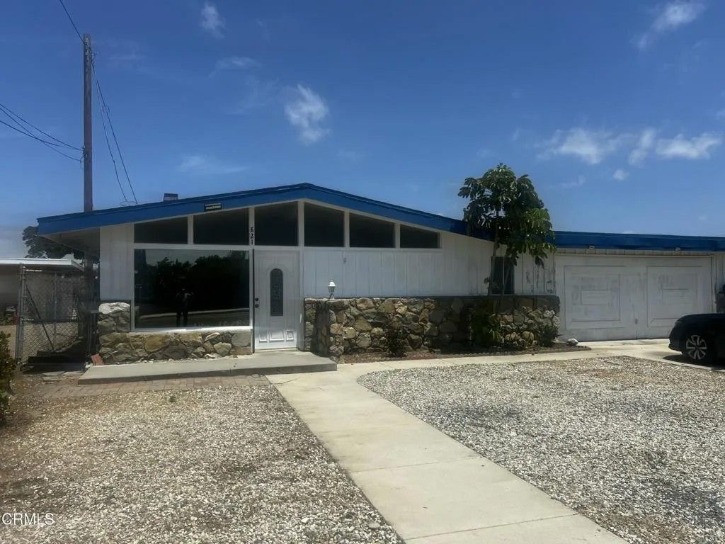 Photo of 821 E Stroube Street, Oxnard, CA 93036 (MLS # V1-36405)