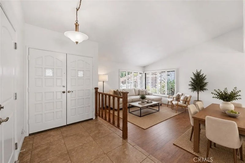 4384 Laurelhurst Road
