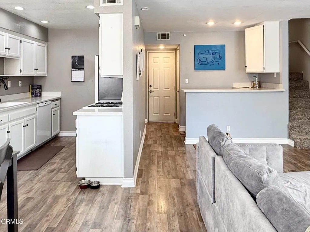 Photo of 43429 30th Street #2, Lancaster, CA 93536 (MLS # P1-26609)