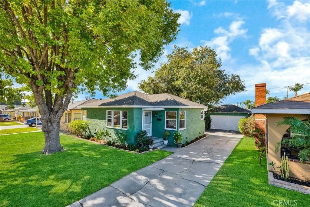 Photo for 125 Alta Street, Placentia, CA 92870 (MLS # PW25250090)