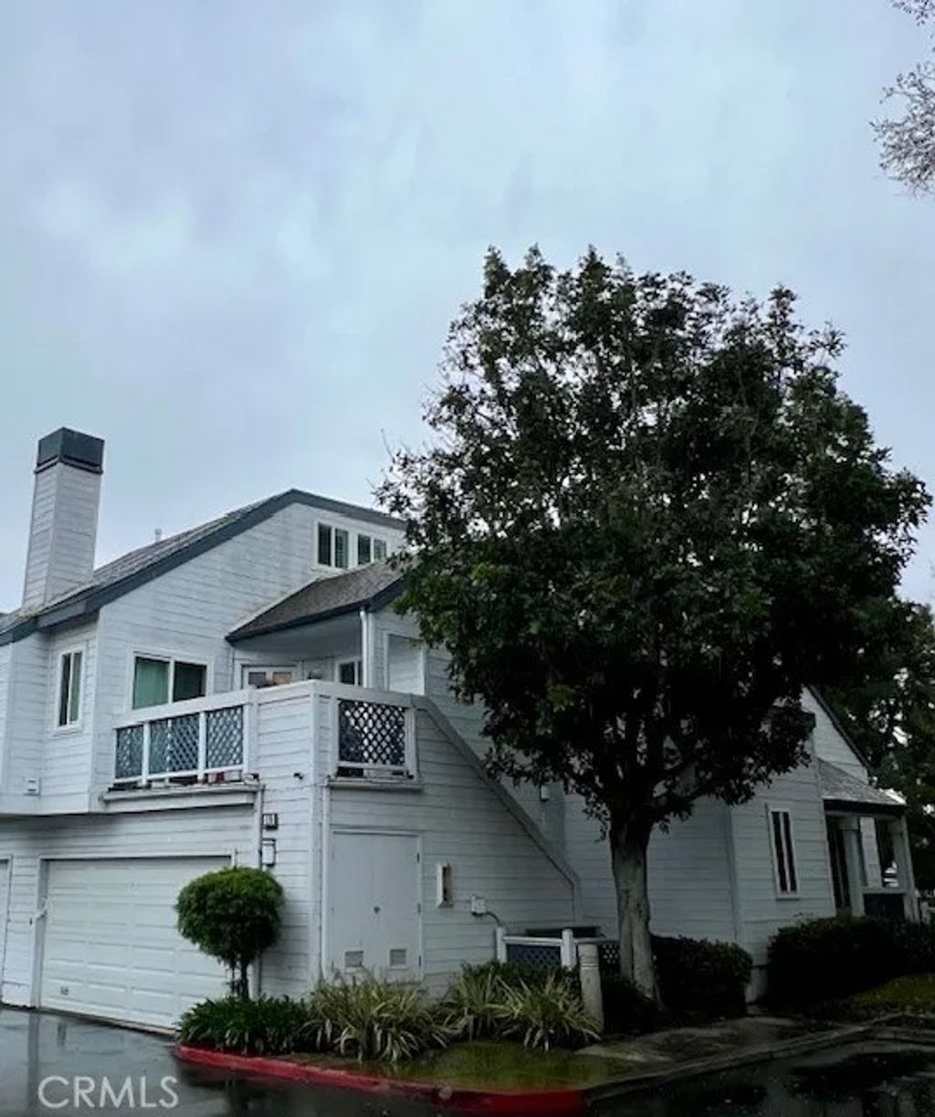 Photo of 19 Briarglen, Irvine, CA 92614 (MLS # OC26000210)