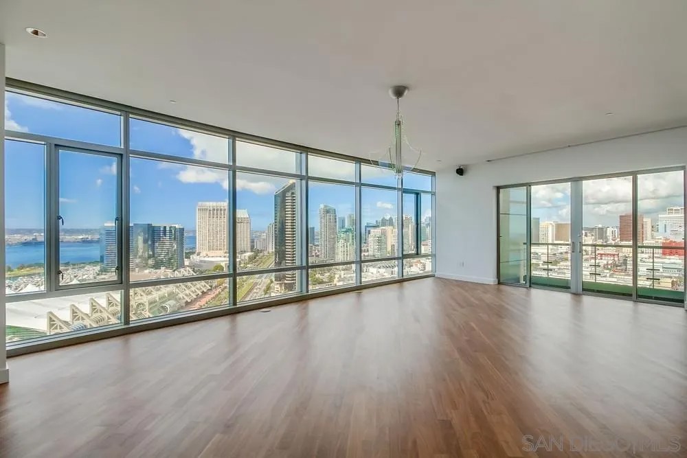 165 6Th Ave 2504