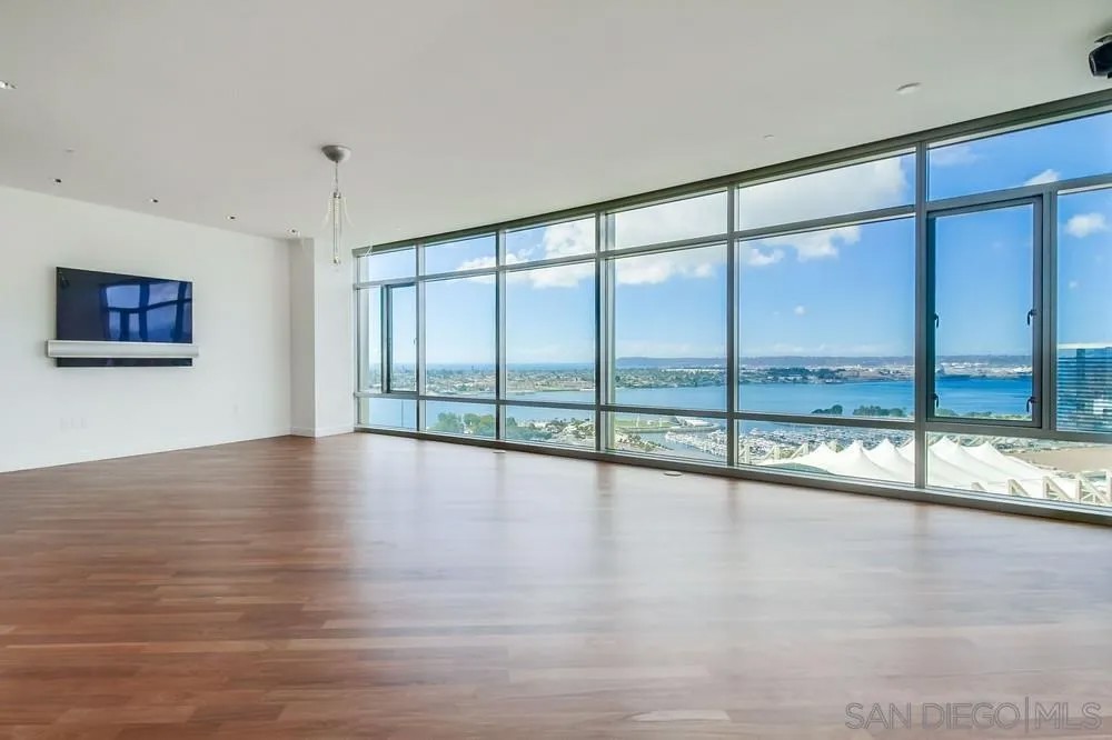 165 6Th Ave 2504