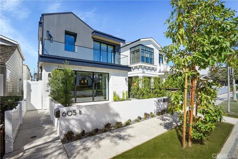 Photo of 605 Carnation Ave, Corona Del Mar, CA 92625 (MLS # NP26017079)