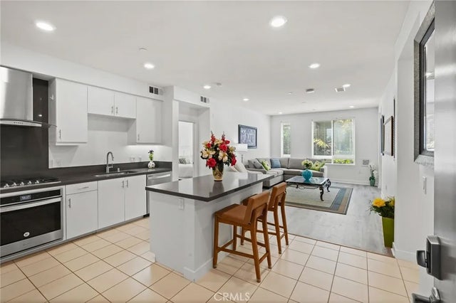 1218 Nolita, Irvine