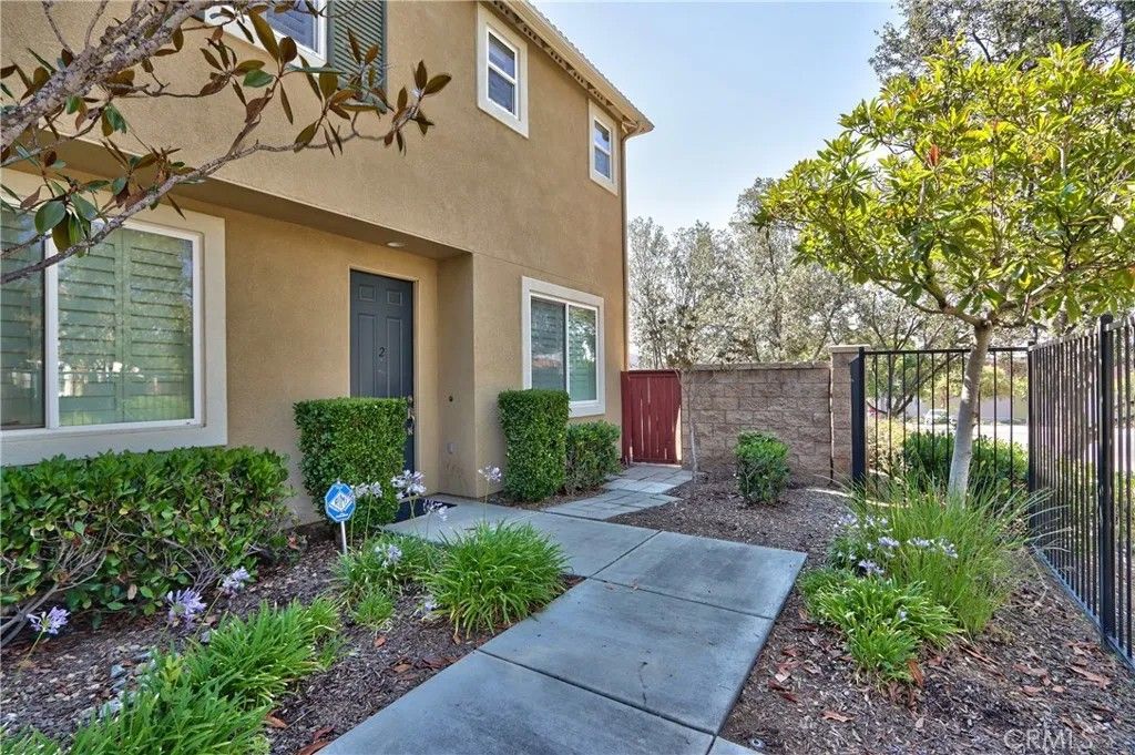 Photo of 27477 Hazelhurst Street #2, Murrieta, CA 92562 (MLS # SW25182860)
