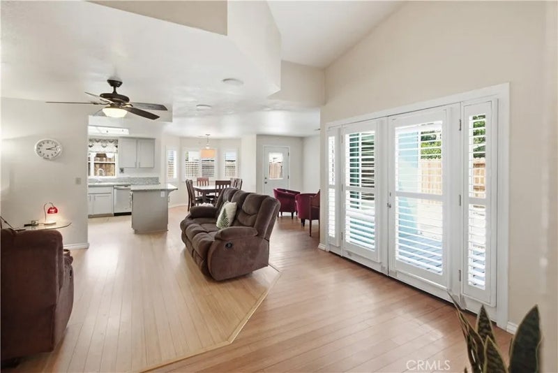 1604 Acacia Court