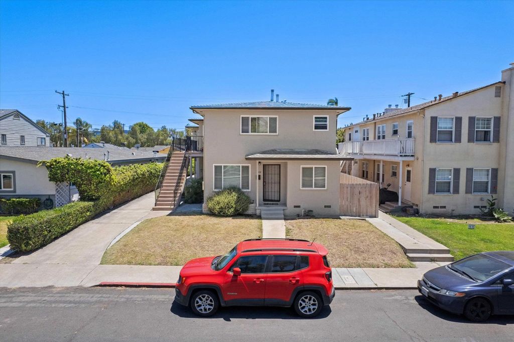 Photo of 376-378 Park Way, Chula Vista, CA 91910 (MLS # 260015866)