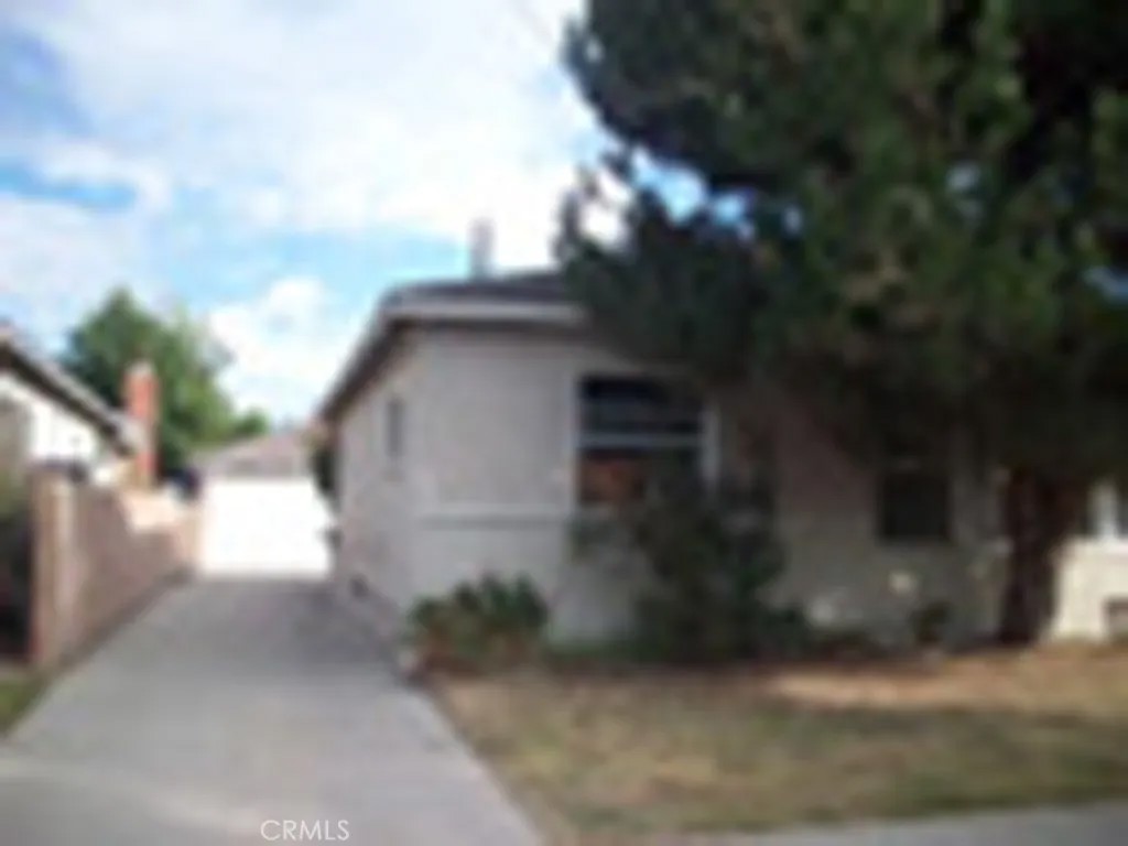 6810 Obispo Avenue