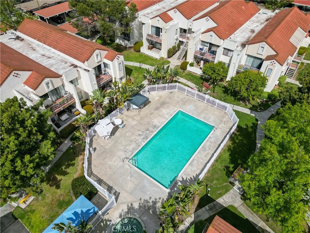 10805 Camino Ruiz 40