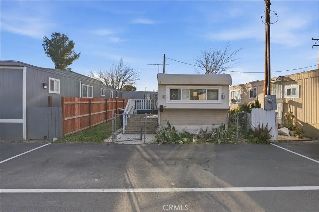 Photo of 6150 E Avenue T #36, Palmdale, CA 93552 (MLS # DW26041592)