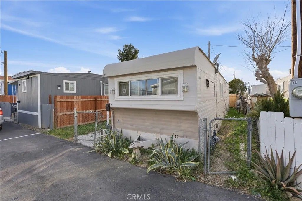 Photo of 6150 E Avenue T #36, Palmdale, CA 93552 (MLS # DW26041592)