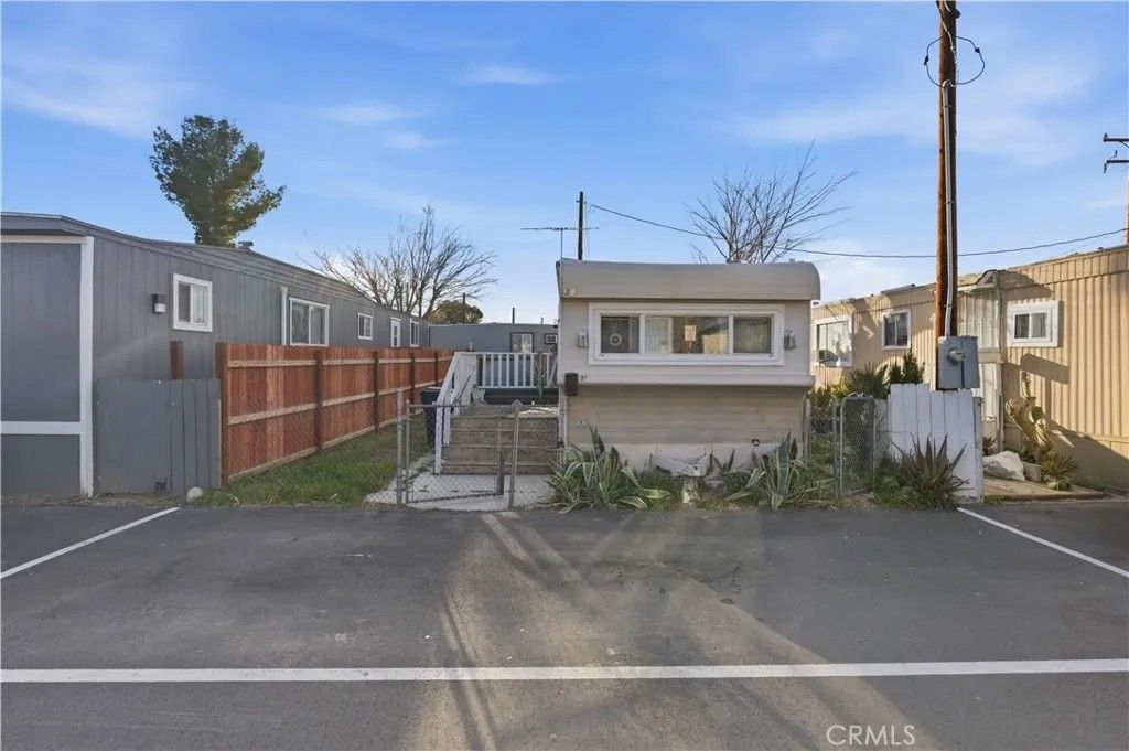 Photo of 6150 E Avenue T #36, Palmdale, CA 93552 (MLS # DW26041592)