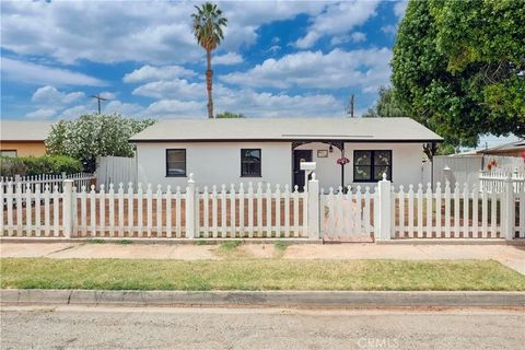 Photo of 461 N Palm Drive, Blythe, CA 92225 (MLS # IV26089357)