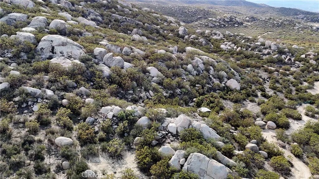 Photo of 1 Ridgecrest, Aguanga, CA 92536 (MLS # SW25269456)