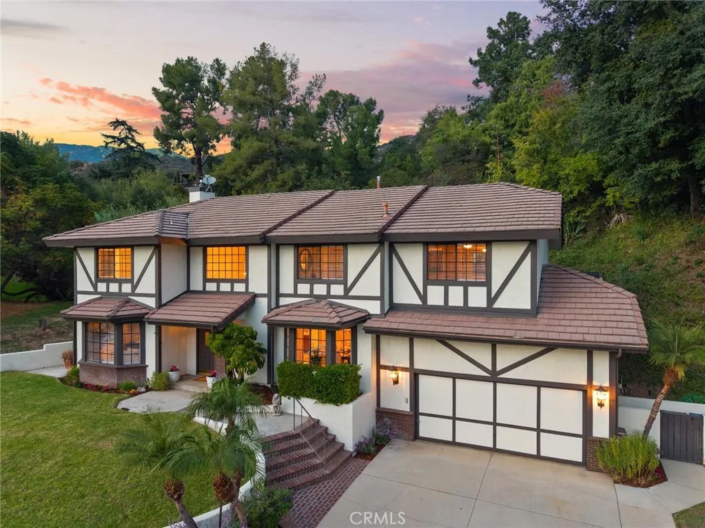 785 Norumbega Drive