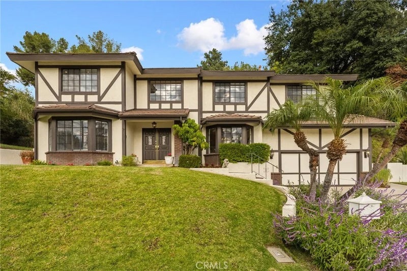 785 Norumbega Drive