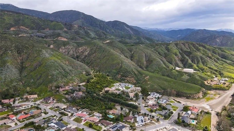 0 Mountain View North