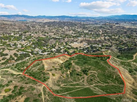 2 Burlwood Castaic CA 91384