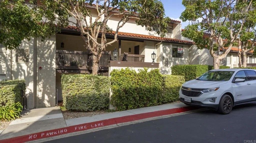 Photo of 2508 Navarra Drive #424, Carlsbad, CA 92009 (MLS # NDP2510993)