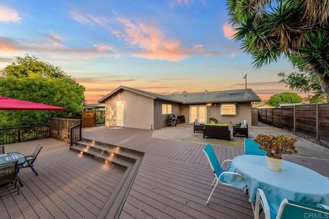 Tiny photo for 7212 Florey Street, San Diego, CA 92122 (MLS # NDP2510268)