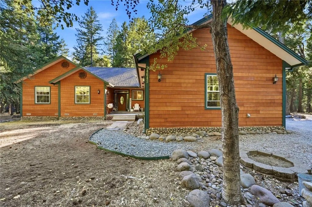 34643 Emigrant Trail