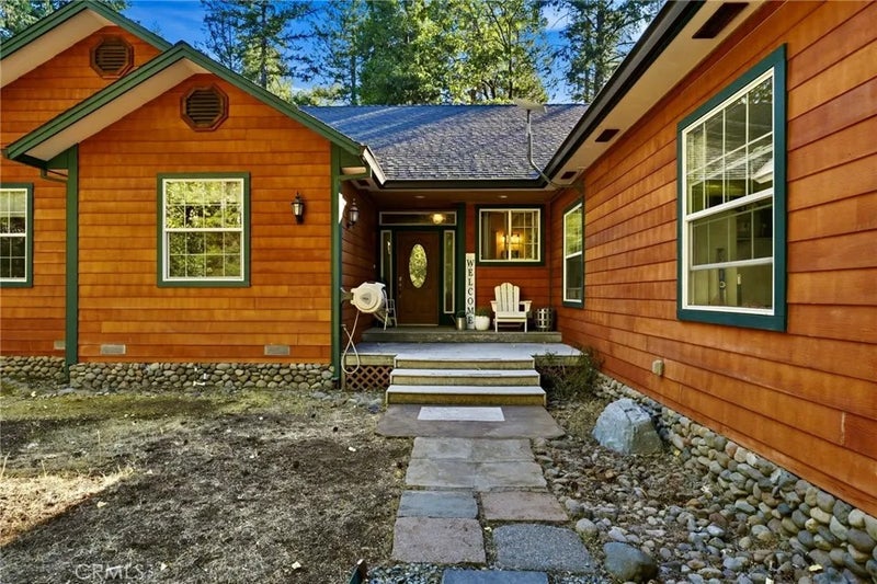 34643 Emigrant Trail
