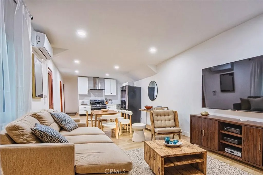 1321 Sanborn