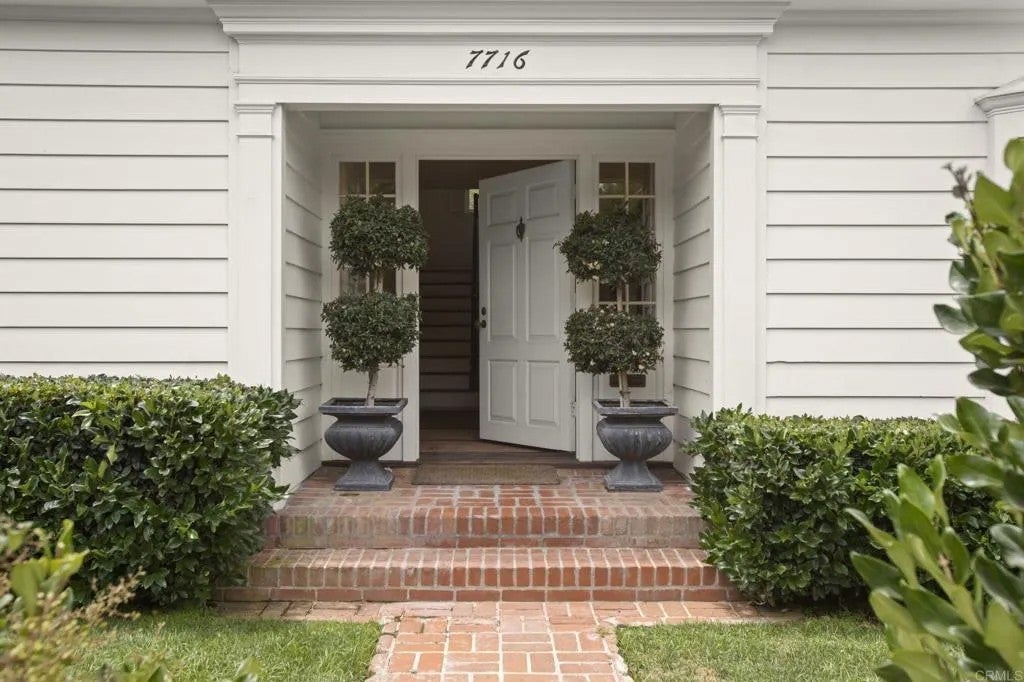 Photo of 7716 Lookout Drive, La Jolla, CA 92037 (MLS # NDP2606728)