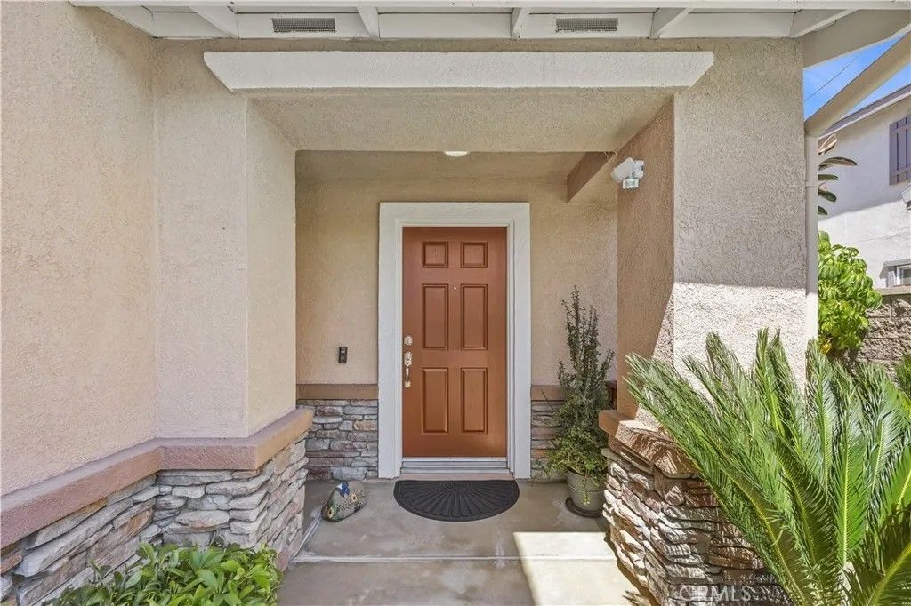 Photo of 45020 Sonia Dr, Lake Elsinore, CA 92532 (MLS # OC26079711)